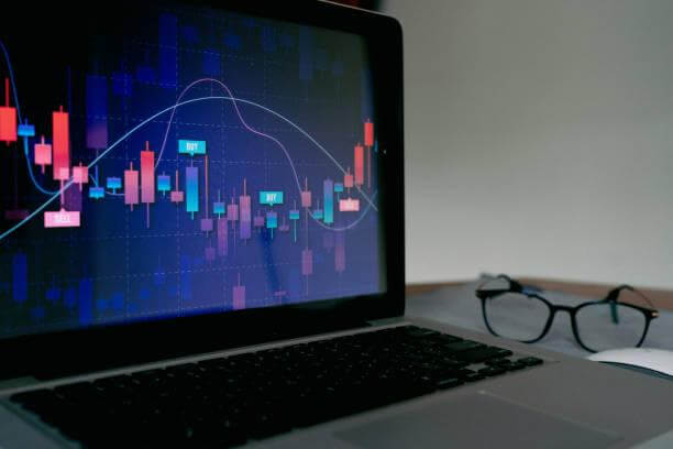 Why MetaTrader 4 Is the Go-To Platform for Polish Cross-Asset Analysts